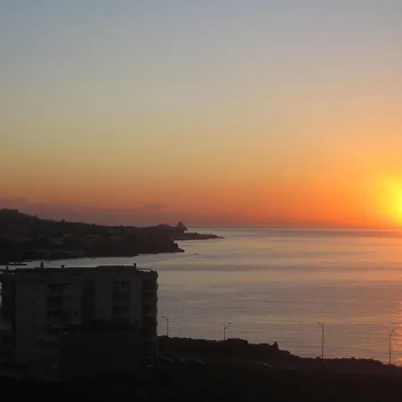 Lognina Lungomare 3*