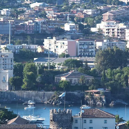 Bed & Breakfast Lognina Lungomare 3*